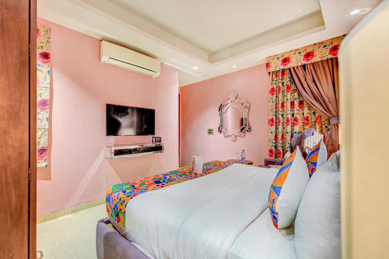 Fabhotel Cotts Villa Vasant Kunj New Delhi Exterior photo